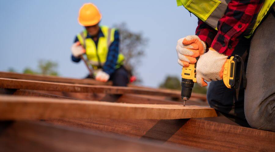 Professional residential roofers in Crookston, NE